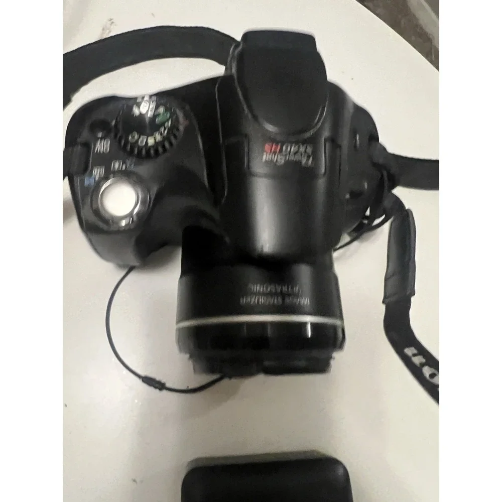 Canon PowerShot SX40 HS Black 35x Optical Zoom 12.1 MP Bridge Digital Camera